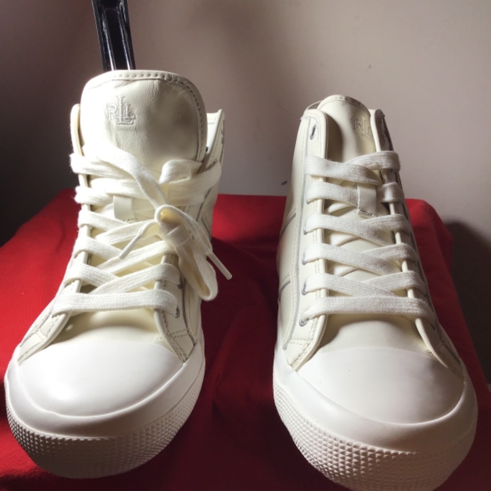 😎Lauren Ralph Lauren,new, no box, size 7.5B, cream color, - Picture 4 of 4